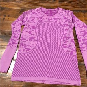 Lululemon Swiftly Tech